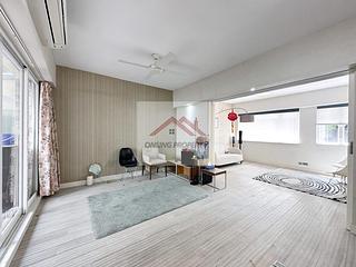 Mid Levels Central - Carlos Court 03