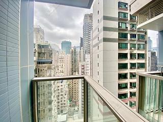 Wan Chai - The Avenue Phase 2 Block 2 06