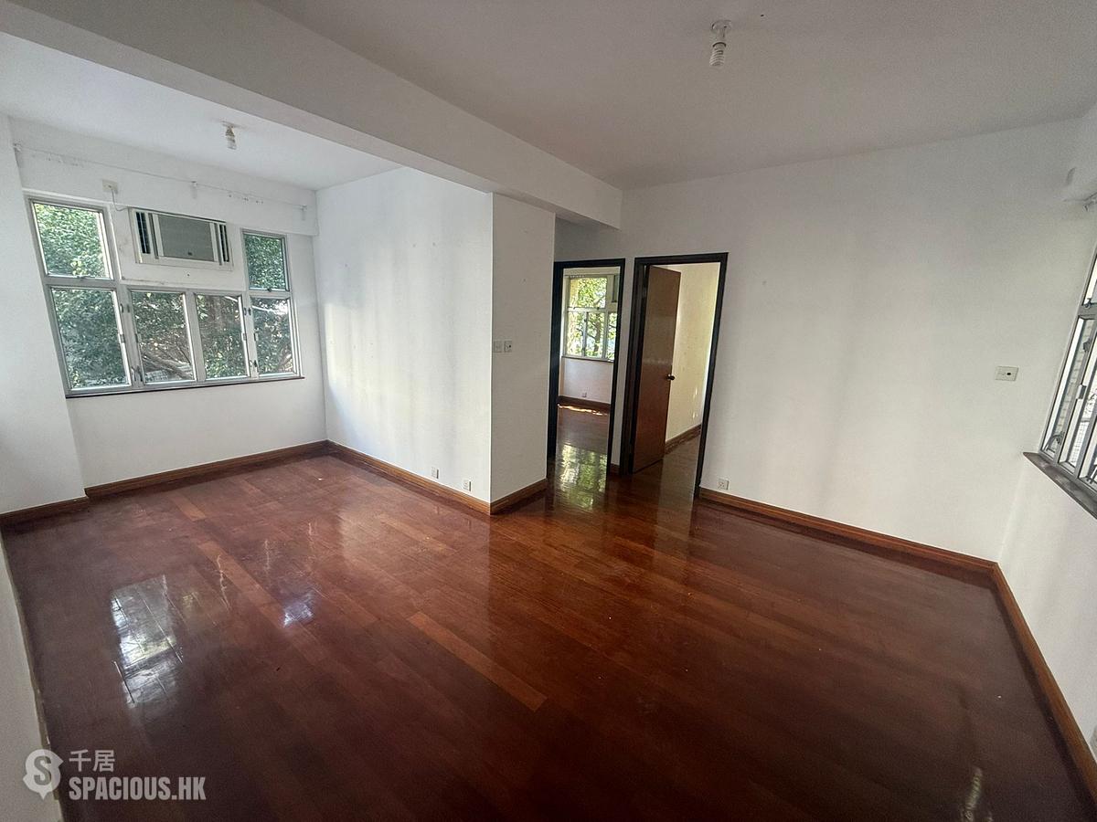 Tai Hang - Lee Hang Court 01