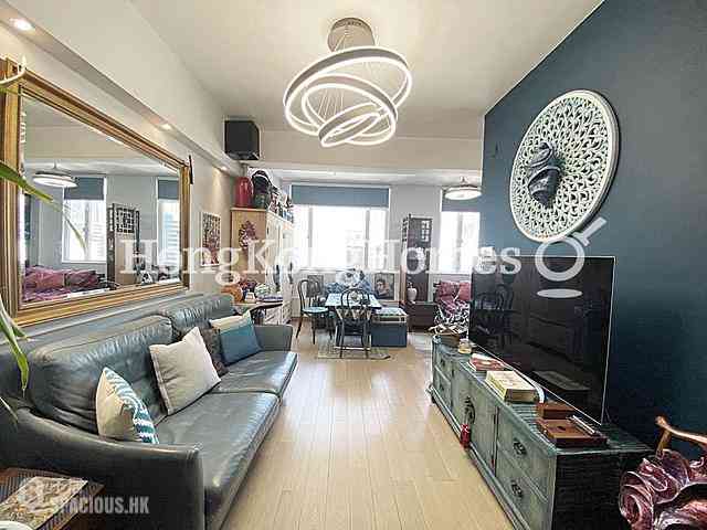 Wan Chai - Bowrington Building 02