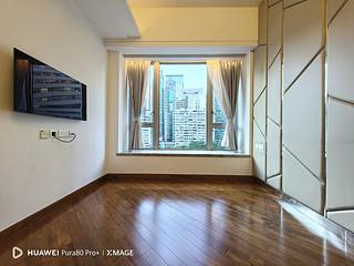 Wan Chai - The Avenue 10
