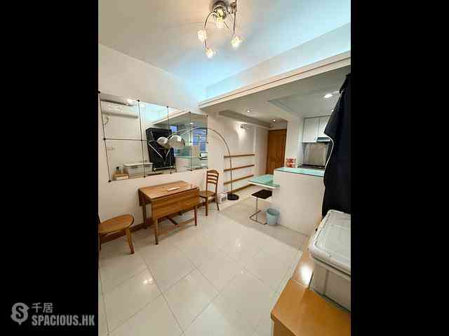 Causeway Bay - Malahon Apartments 01