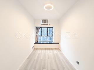Mid Levels Central - Blessings Garden Phase I 09