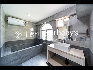 Clear Water Bay - Sheung Sze Wan 12