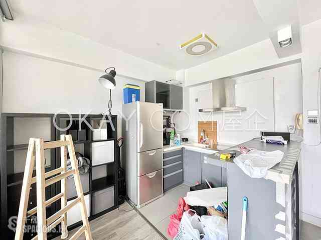 Happy Valley - Winner House 13