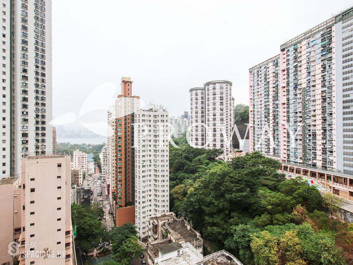Tai Hang - Kan Oke House 01