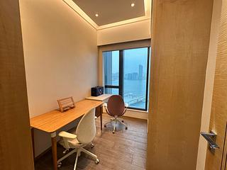 North Point - Victoria Harbour Phase 1B Tower 2 10