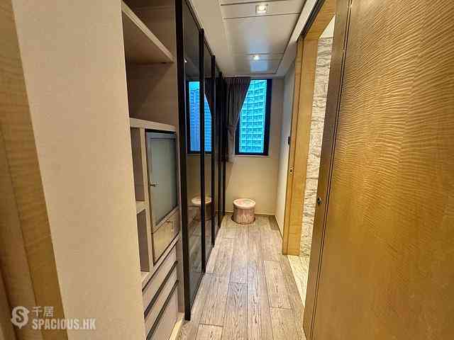 North Point - Victoria Harbour Phase 1B Tower 2 14