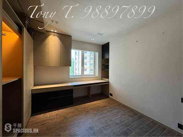 Causeway Bay - Fontana Gardens Block 22-25 05