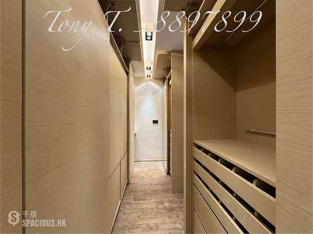 Causeway Bay - Fontana Gardens Block 22-25 09