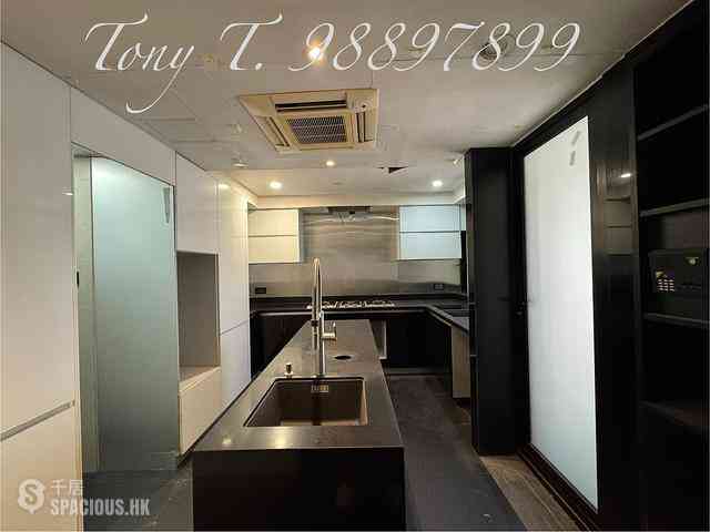 Causeway Bay - Fontana Gardens Block 22-25 10