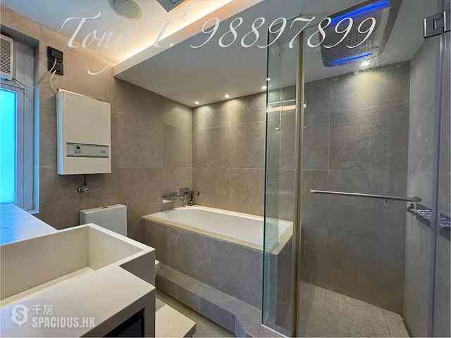 Causeway Bay - Fontana Gardens Block 22-25 13