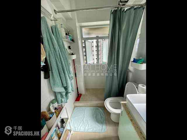 Sheung Wan - 175, Queen's Road West 08