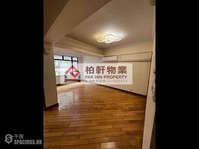 Quarry Bay - Lai King Mansion 02