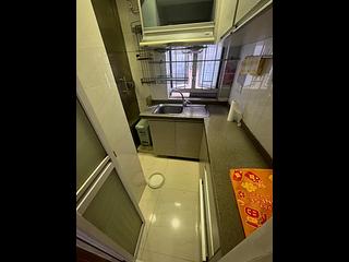 Quarry Bay - Lai Wah Mansion 03