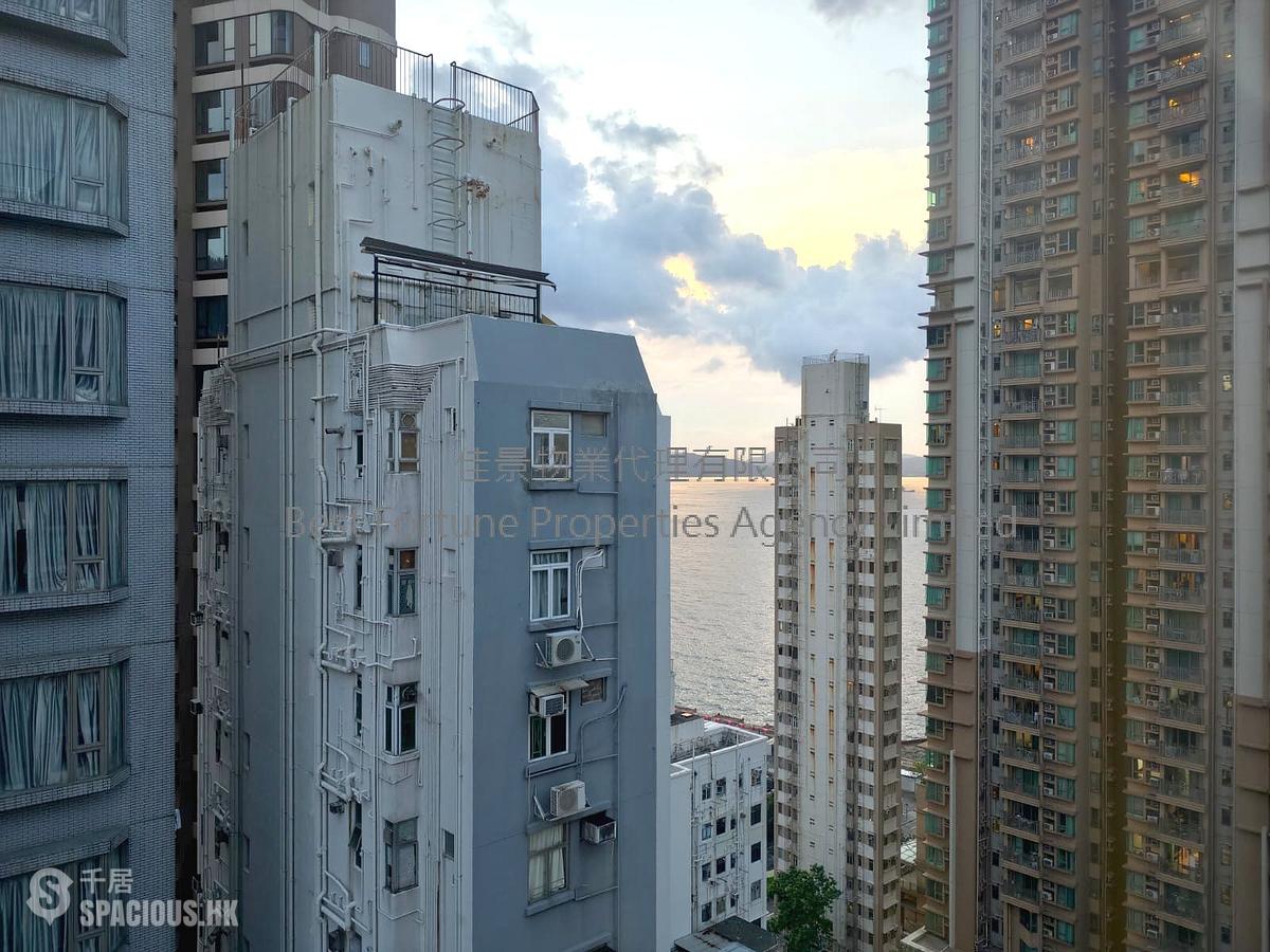 Kennedy Town - Luen Gay Apartments 01