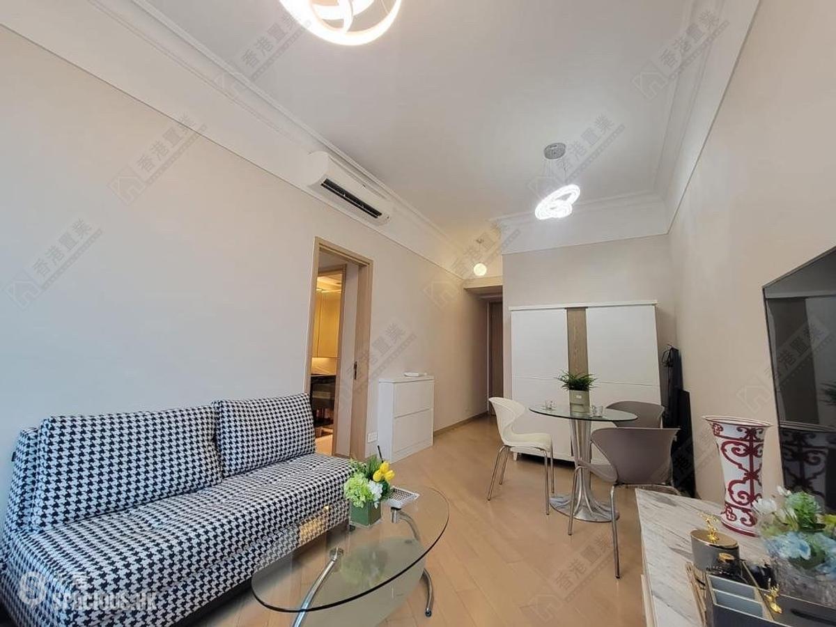 West Kowloon - The Cullinan (Tower 21 Zone 5 Star Sky) 01