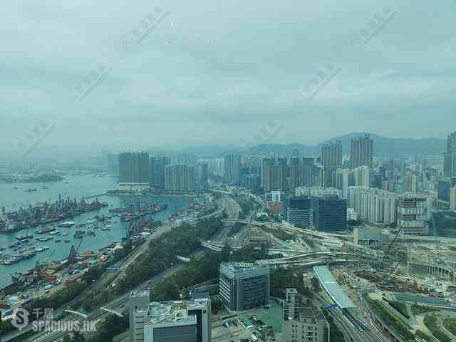 西九龍 - 擎天半島1期6座 01