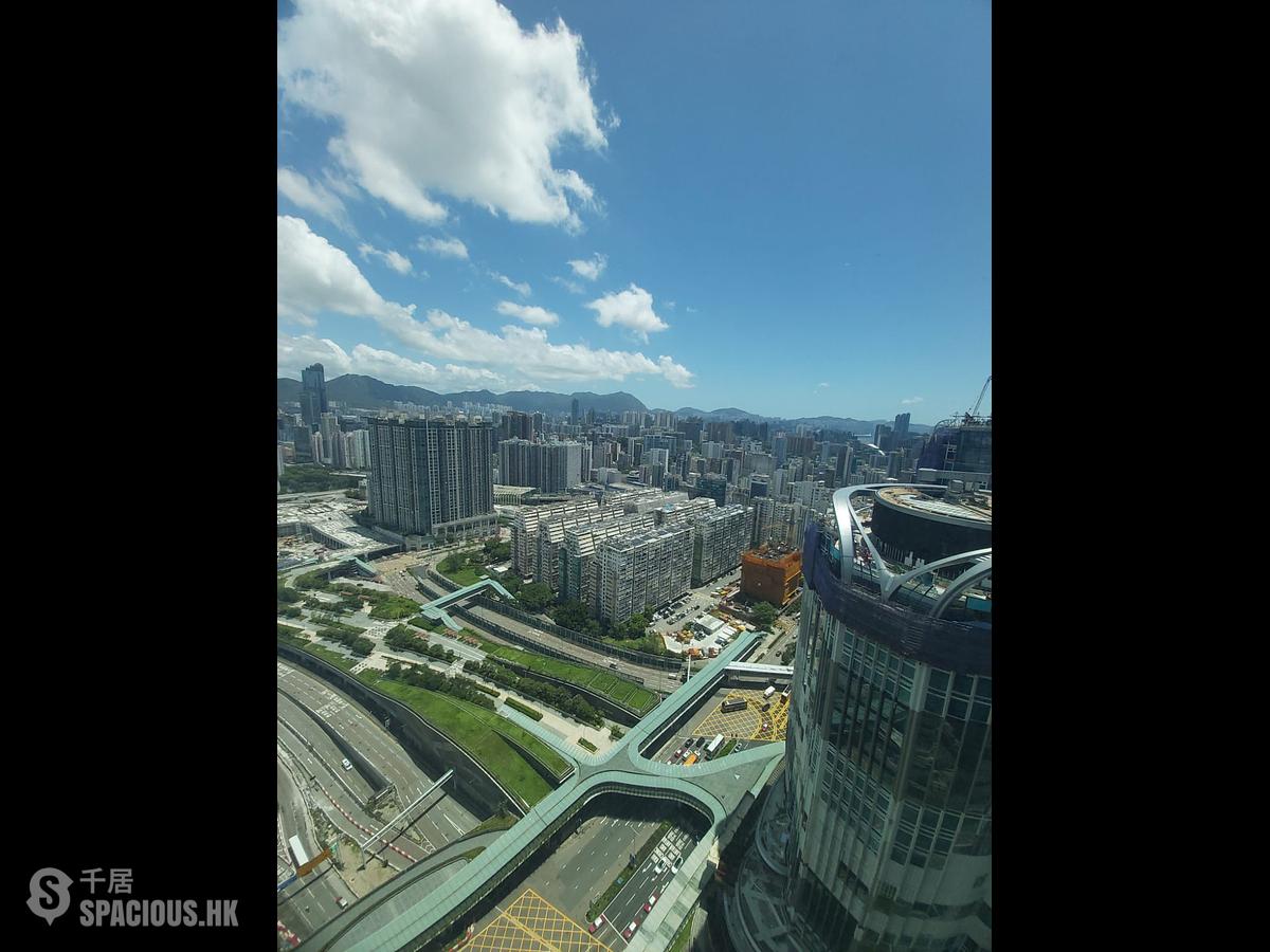 西九龙 - 擎天半岛1期6座 01