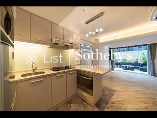 Soho - Sunrise House 02