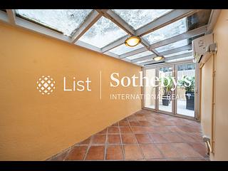 Soho - Sunrise House 09