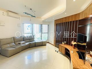 West Kowloon - The Waterfront 02