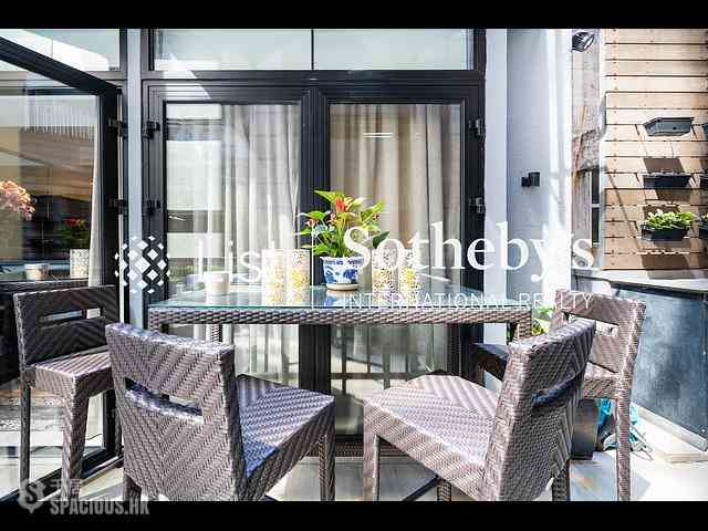 Sheung Wan - Mandarin Building (J Plus) 07