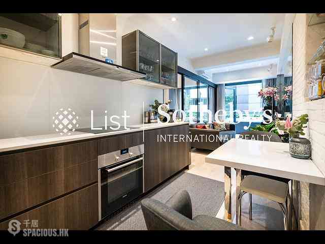 Sheung Wan - Mandarin Building (J Plus) 15