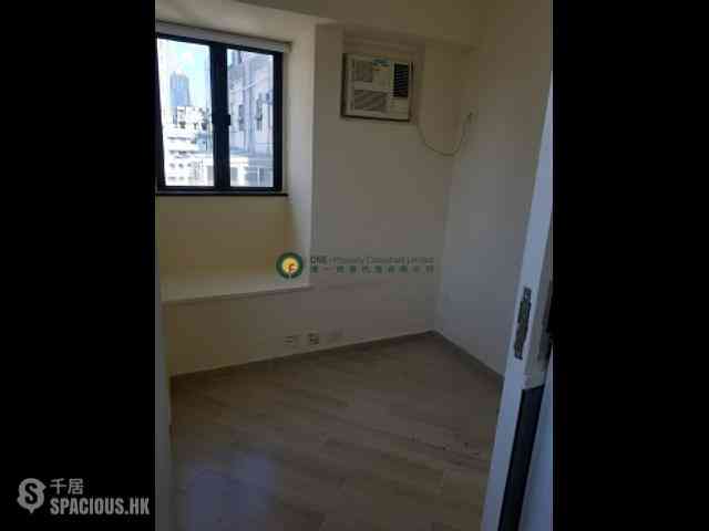 Sai Ying Pun - Fung King Court 06