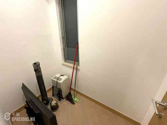 Tung Chung - Century Link Phase 1 Tower 5A 04