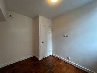 Mid Levels Central - The Grand Panorama Block 1 06