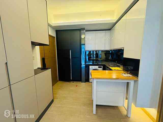 Tung Chung - Century Link Phase 1 Tower 5A 02