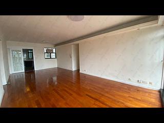 Mid Levels Central - The Grand Panorama 06