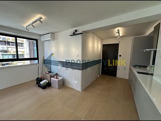 Sheung Wan - Wah Koon Building 02