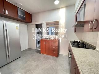 Chung Hom Kok - 30-36, Horizon Drive 03