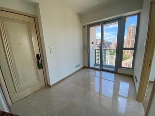 Sai Ying Pun - 63, Pokfulam Emerald House (Tower 2) 04
