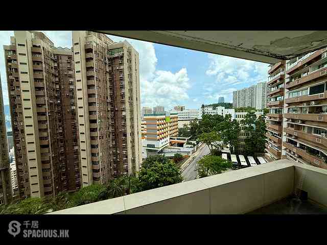 Braemar Hill - Hilltop Mansion Block E-F 03