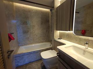Wong Chuk Hang - The Southside Phase 4A La Montagne I Tower 2B 04
