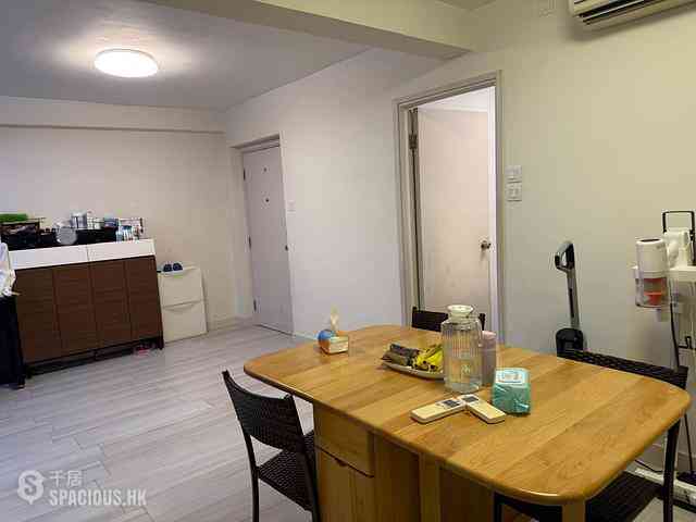 Beacon Hill - Phoenix Court 02