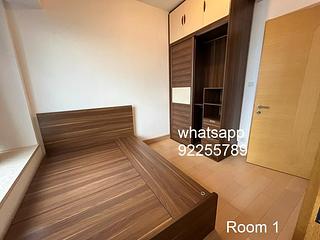 Kennedy Town - Cadogan 05