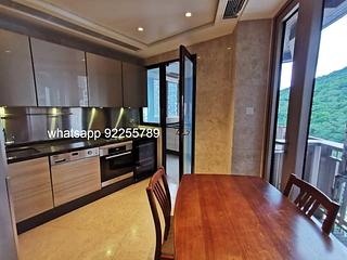 Kennedy Town - Cadogan 10