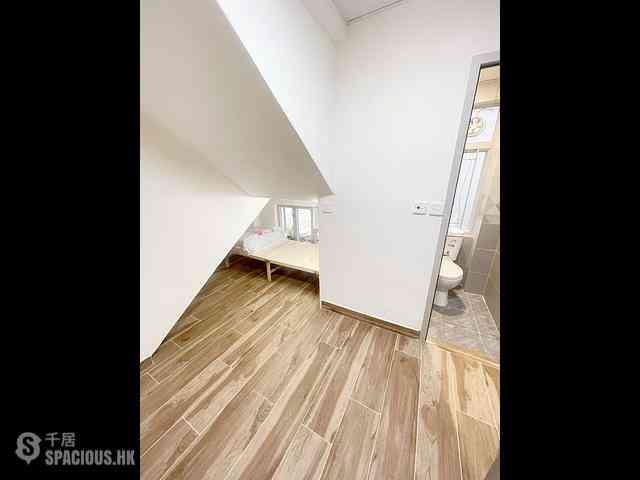 Sai Ying Pun - 28, Sai Woo Lane 04