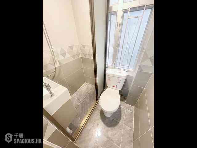 Sai Ying Pun - 28, Sai Woo Lane 05