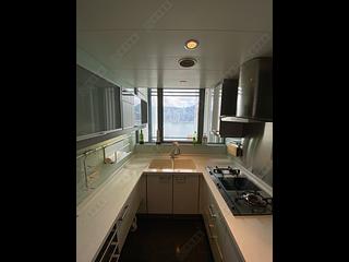 West Kowloon - The Harbourside Block 2 02