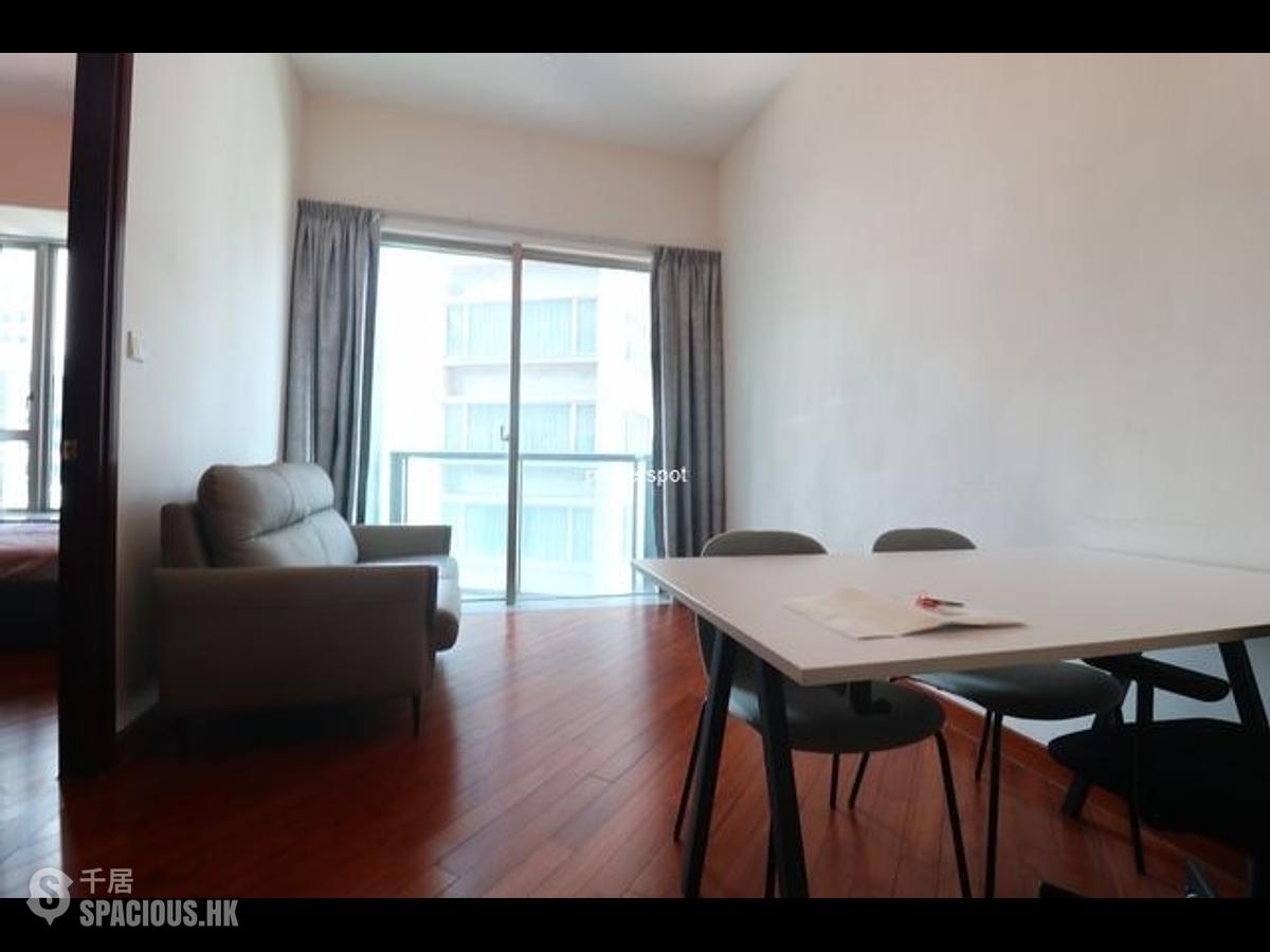 Wan Chai - The Avenue Phase 2 Block 1 01