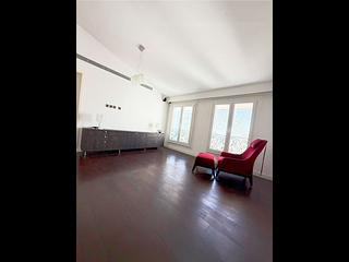 The Peak - Strawberry Hill 11