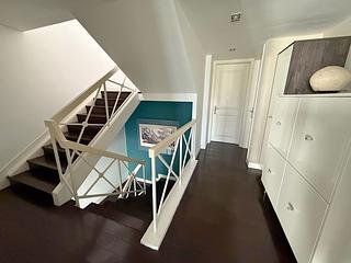The Peak - Strawberry Hill 16
