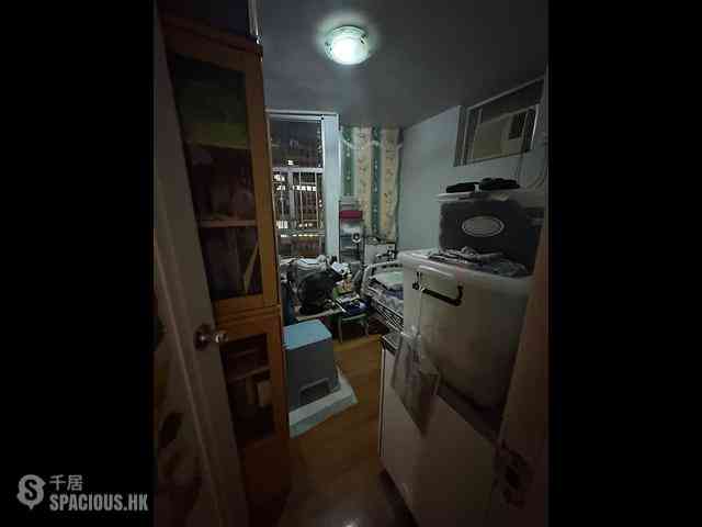 Sai Wan Ho - Felicity Garden Block 3 08