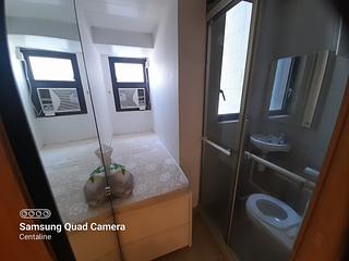 Mid Levels Central - Arezzo 14