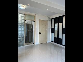Kennedy Town - Han Yu Building 02